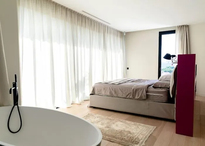 Luxury ***** فيلة