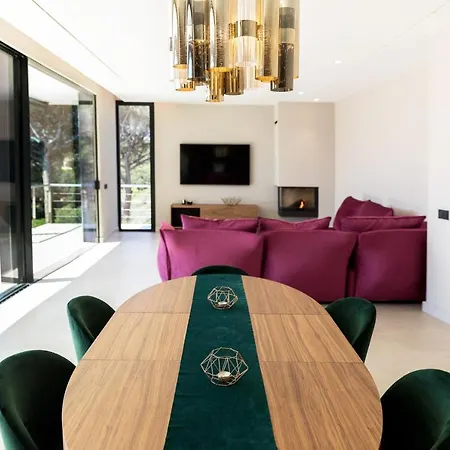 Luxury ***** Villa