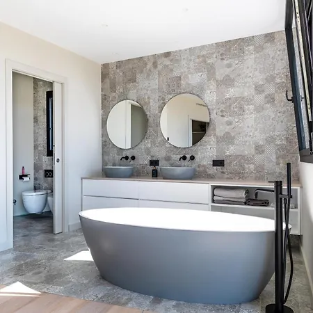 Luxury ***** Villa