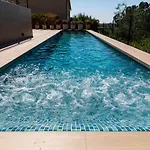 Luxury ***** Willa