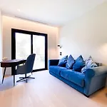Luxury ***** Willa