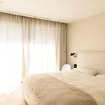 Luxury ***** Willa