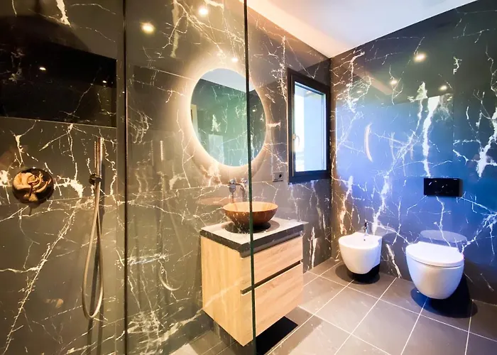 Luxury *****